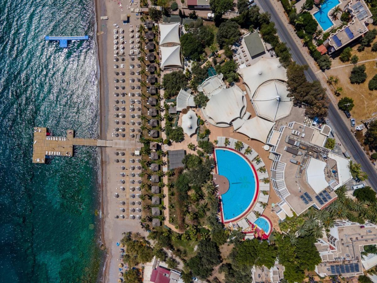 Latanya Park Resort Yaliciftlik Bagian luar foto
