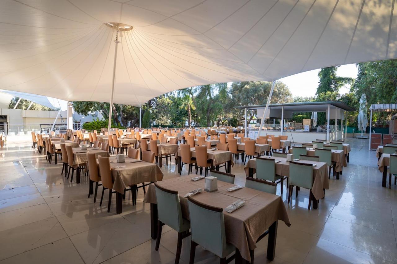 Latanya Park Resort Yaliciftlik Bagian luar foto